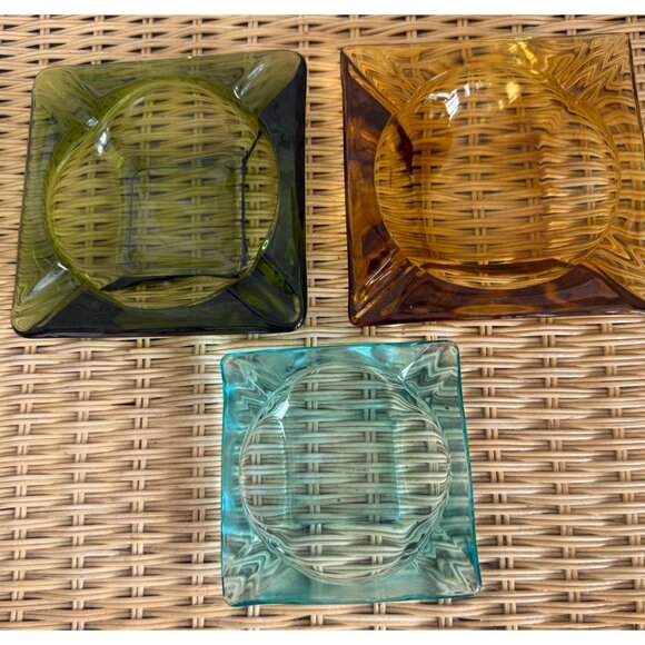 Vintage MCM lot 3 Glass Ashtrays Stacking Blue/Green/Amber - Picture 1 of 11